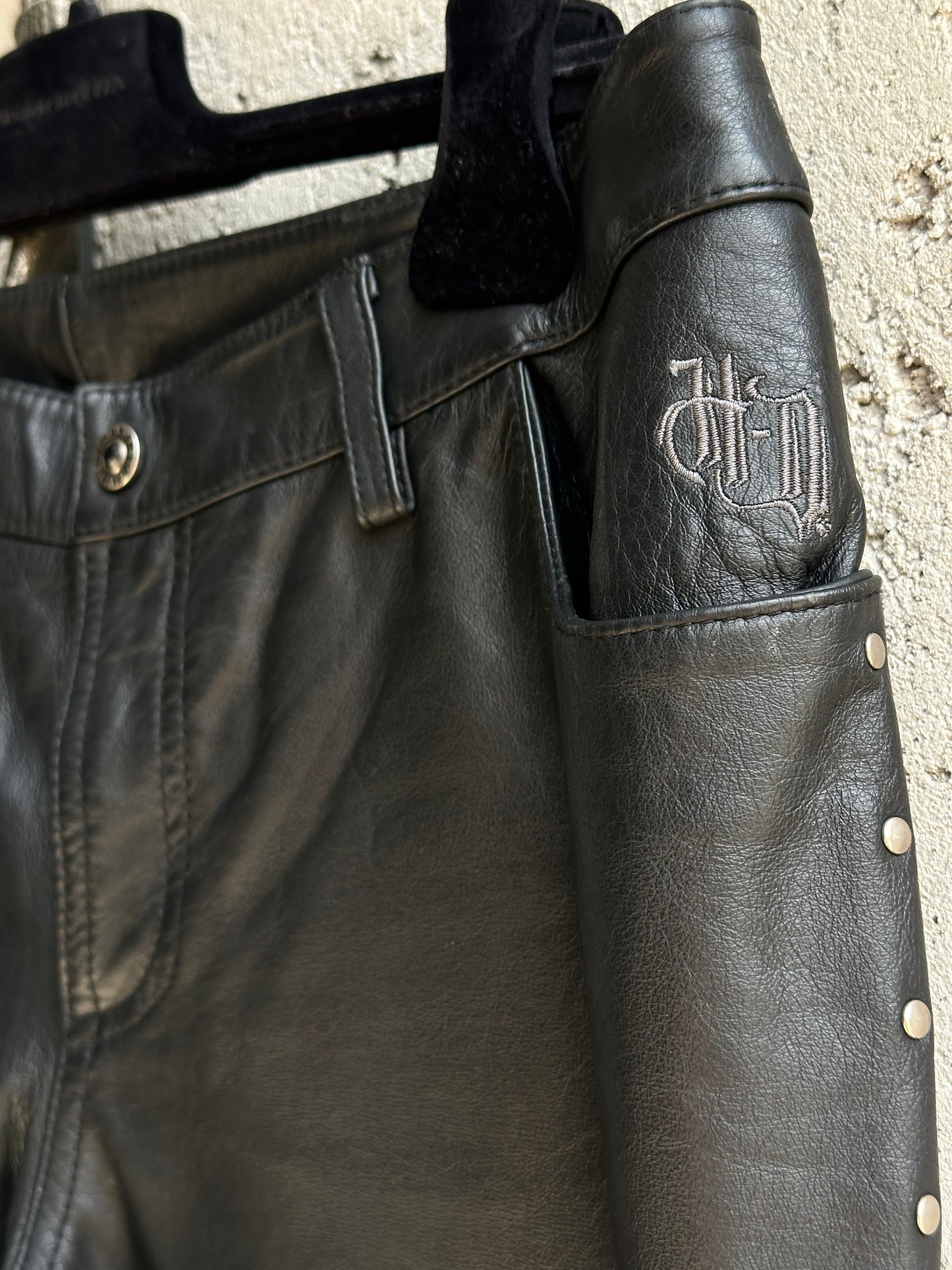 HARLEY DAVIDSON STUDDED LEATHER MOTOR PANTS