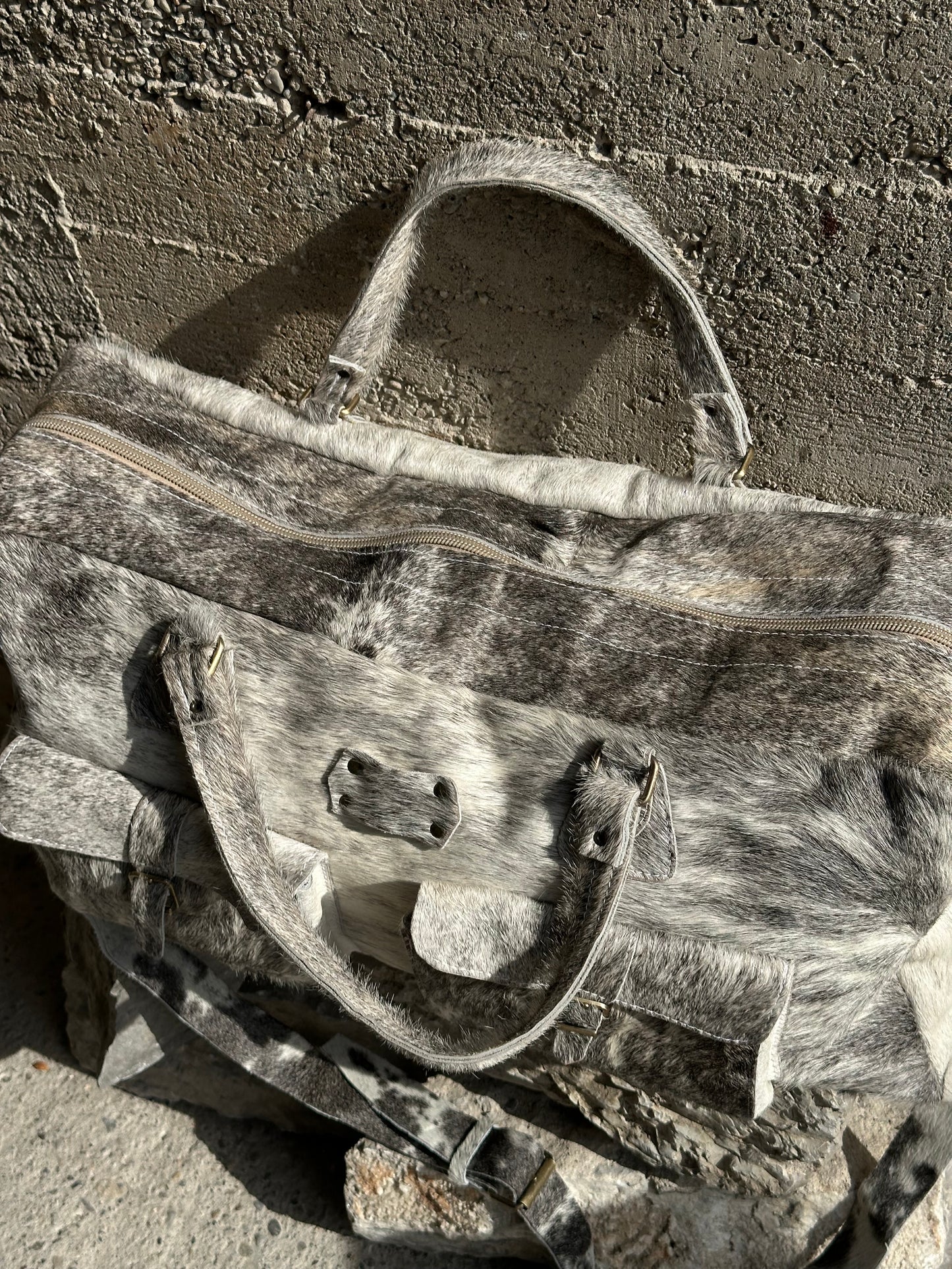 HANDMADE WHITE & GREY PONYHAIR TRAVEL BAG