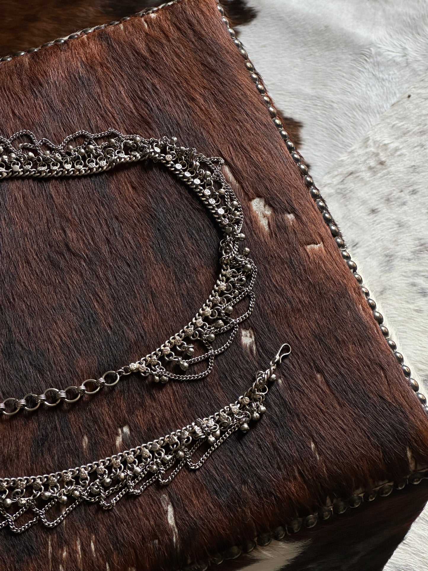 SILVER BELT OR NECKLACE