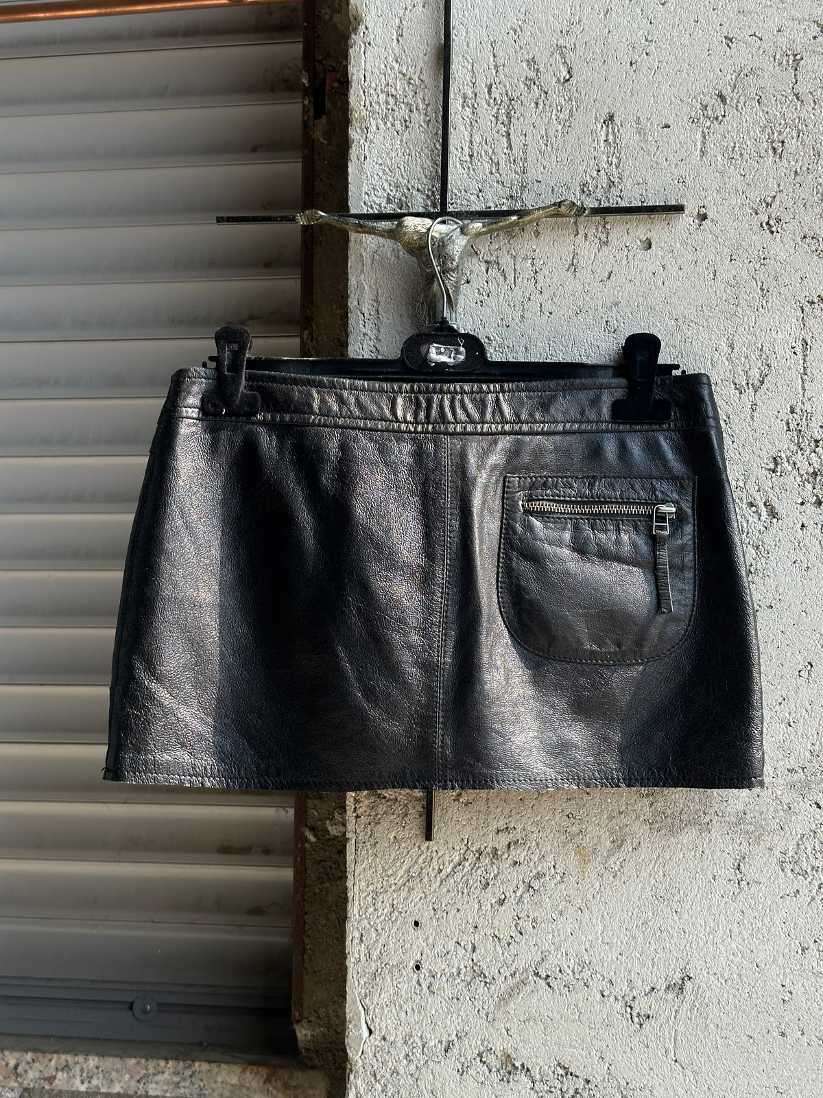 BLACK LEATHER MINI SKIRT
