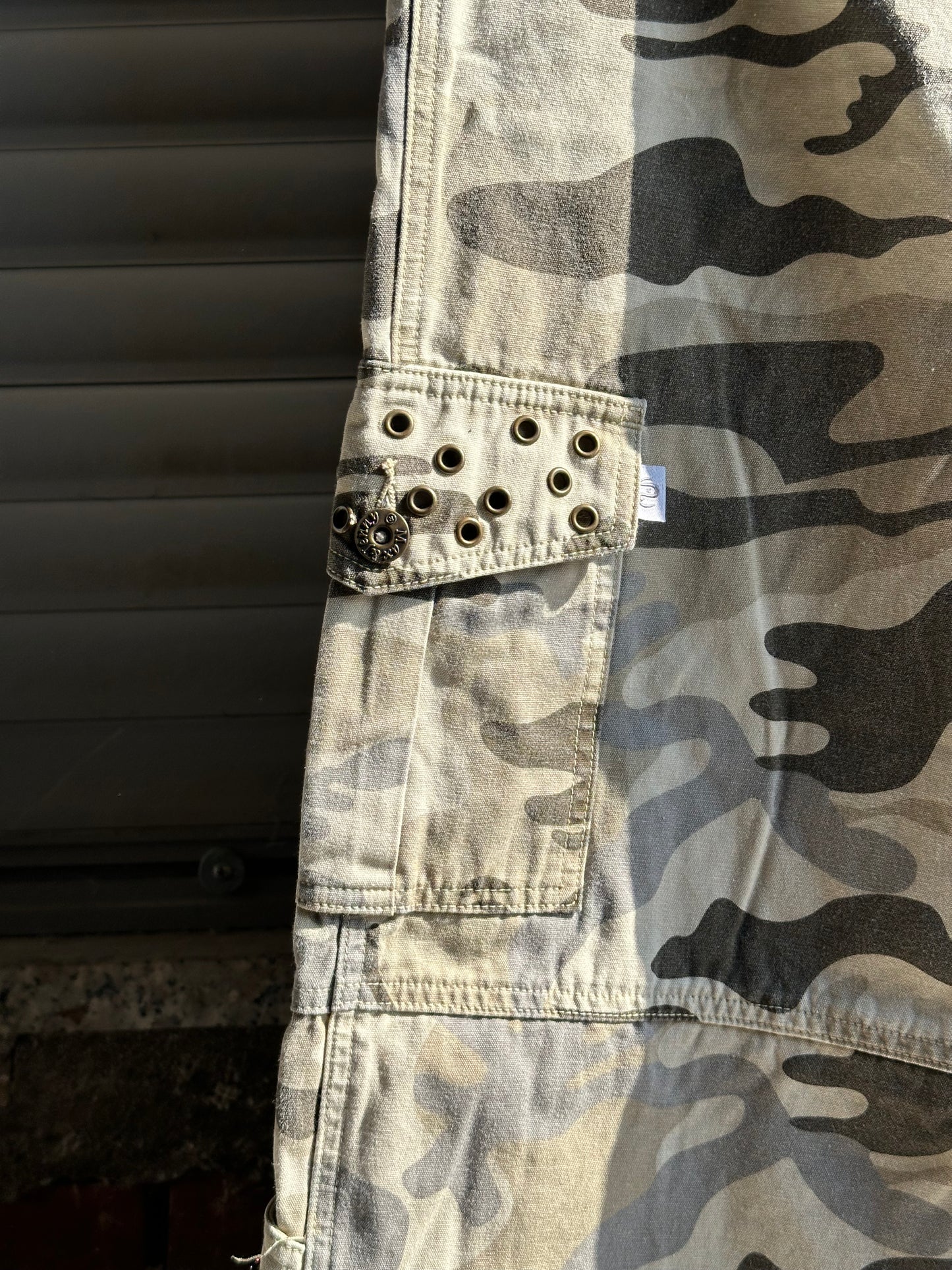 MILITARY EYELETS JORTS