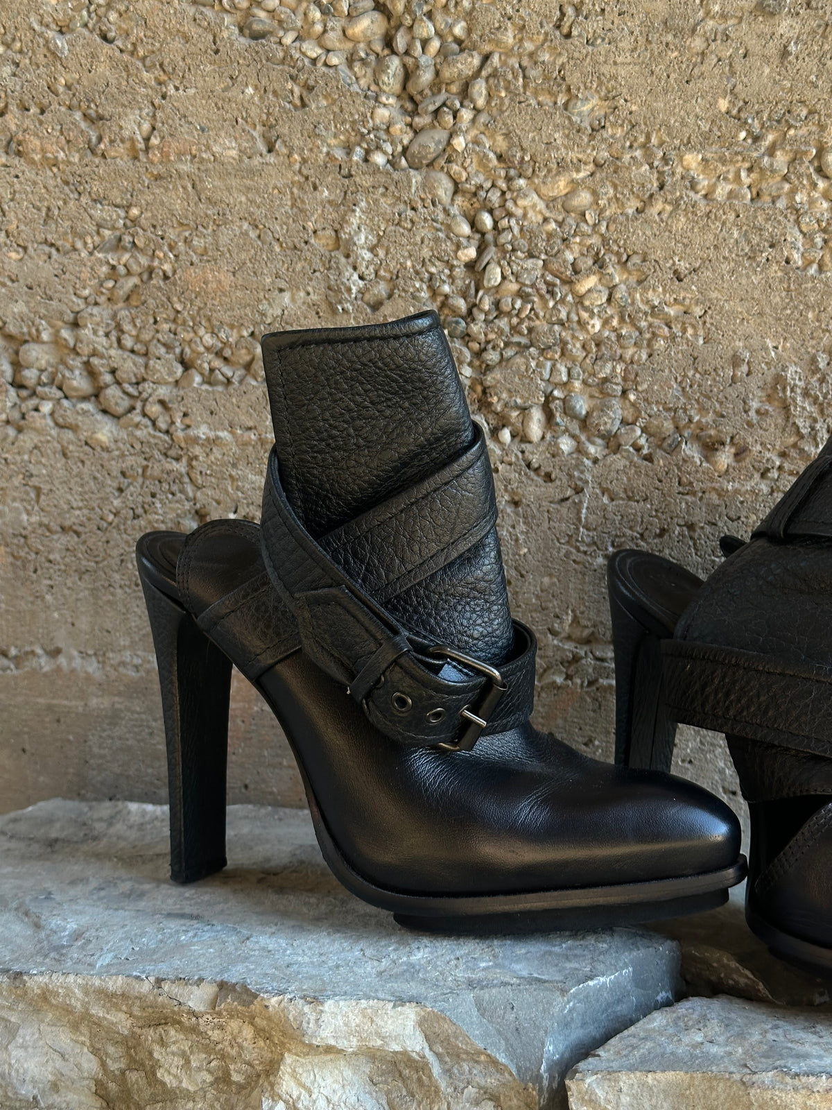 ALEXANDER MCQUEEN FOLDED RUNWAY HEELS