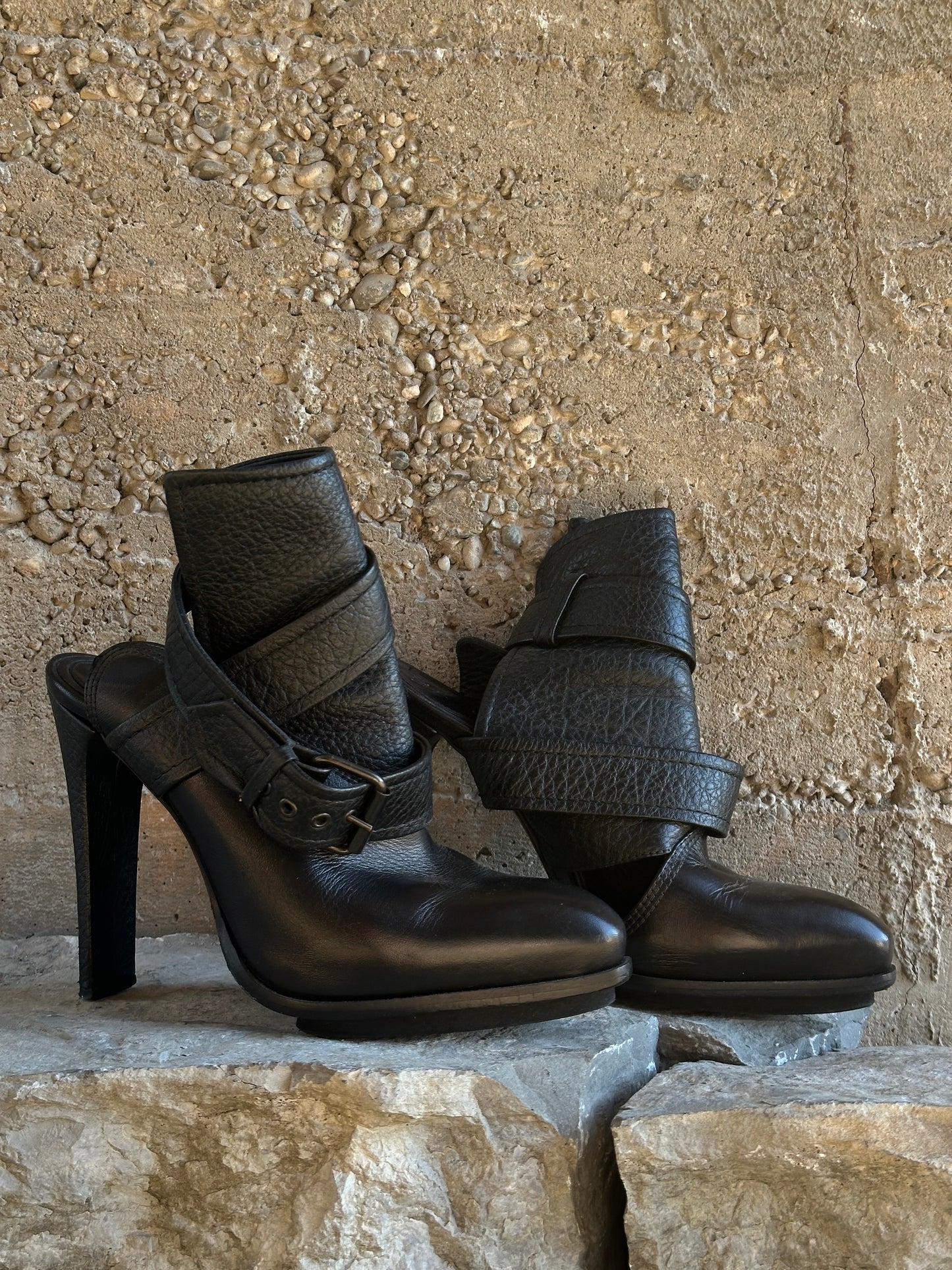 ALEXANDER MCQUEEN FOLDED RUNWAY HEELS