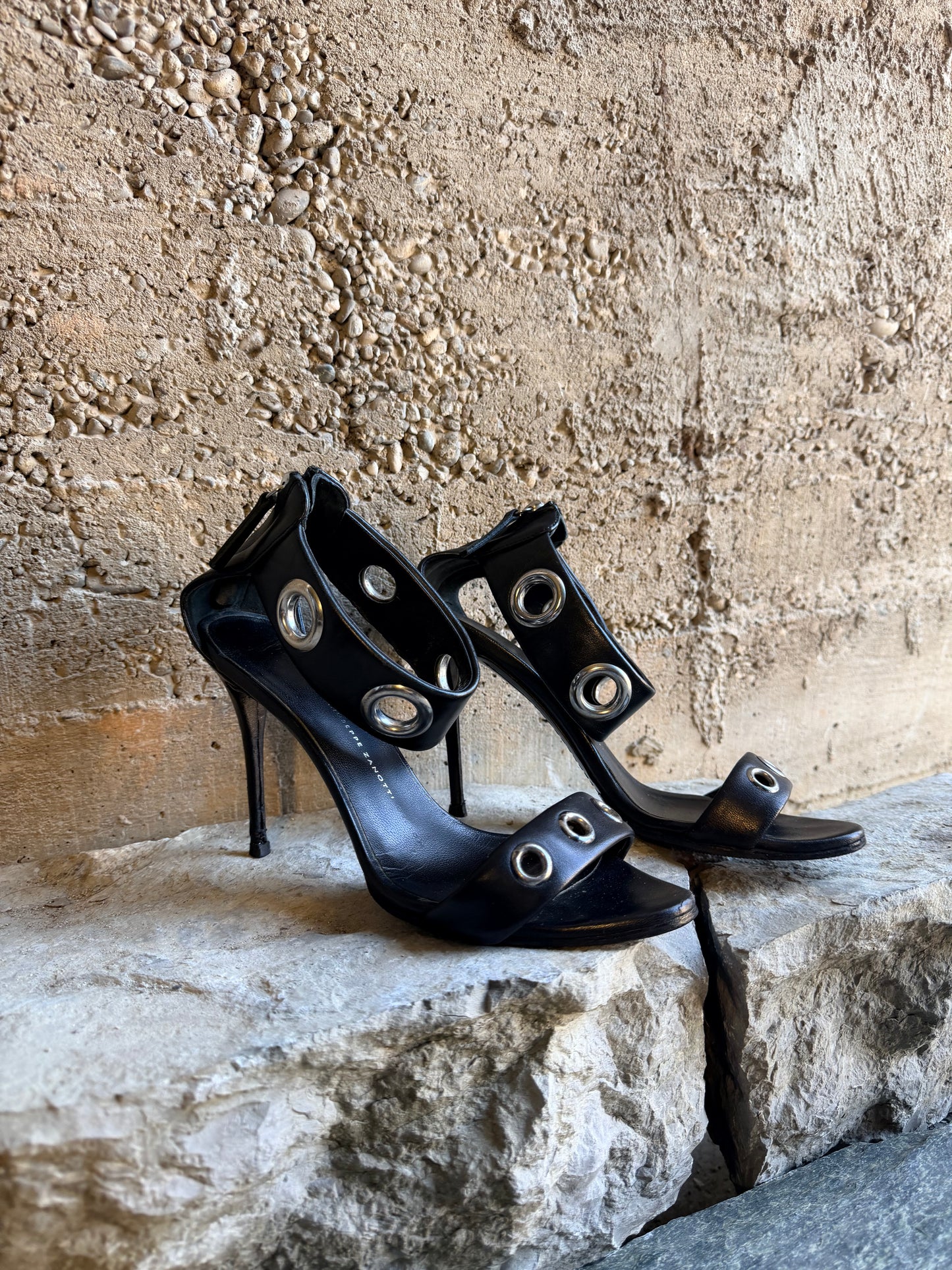 GIUSEPPE ZANOTTI EYELETS GLADIATORE HEELS