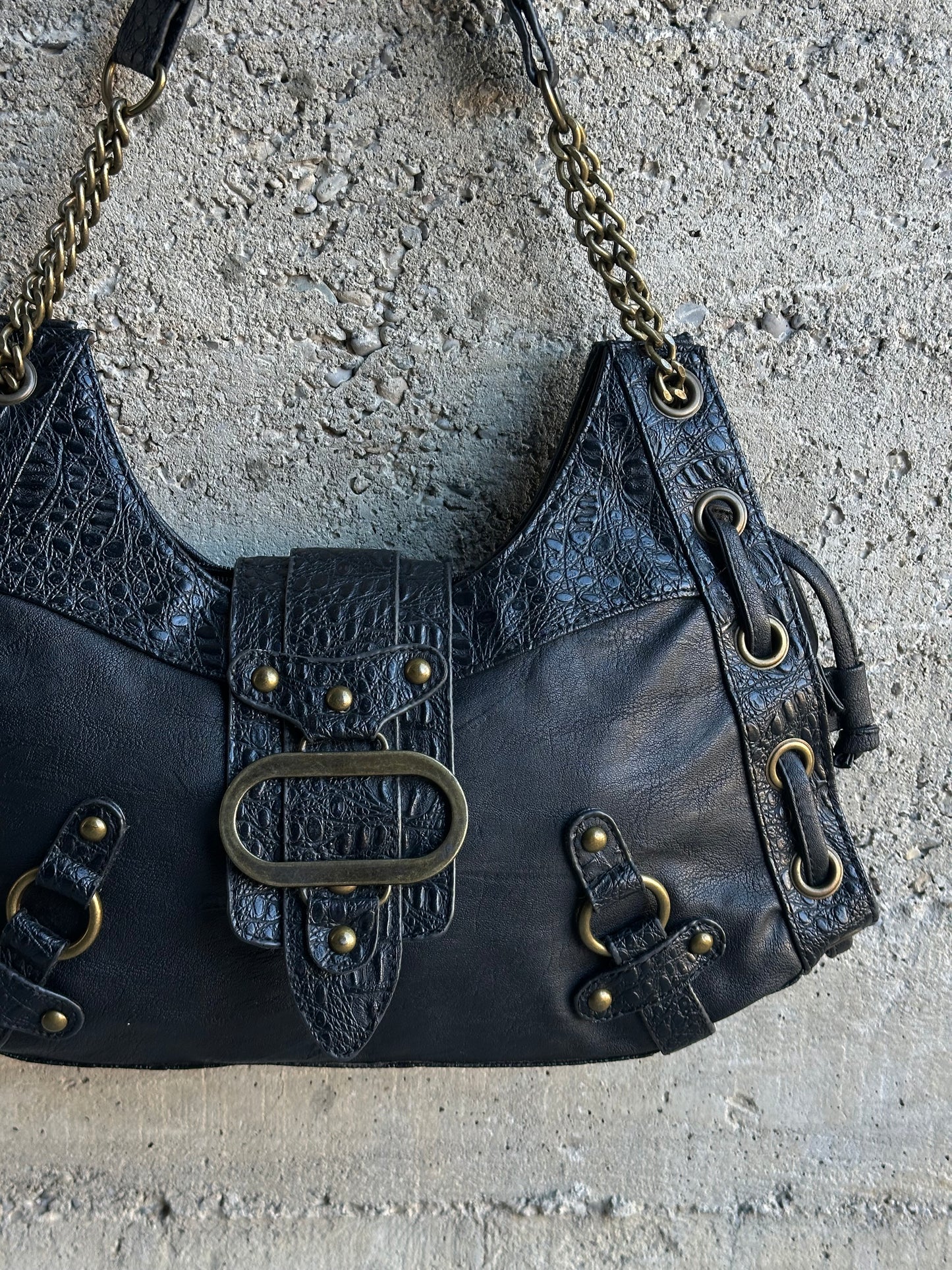 MEDIEVAL LEATHER BAG