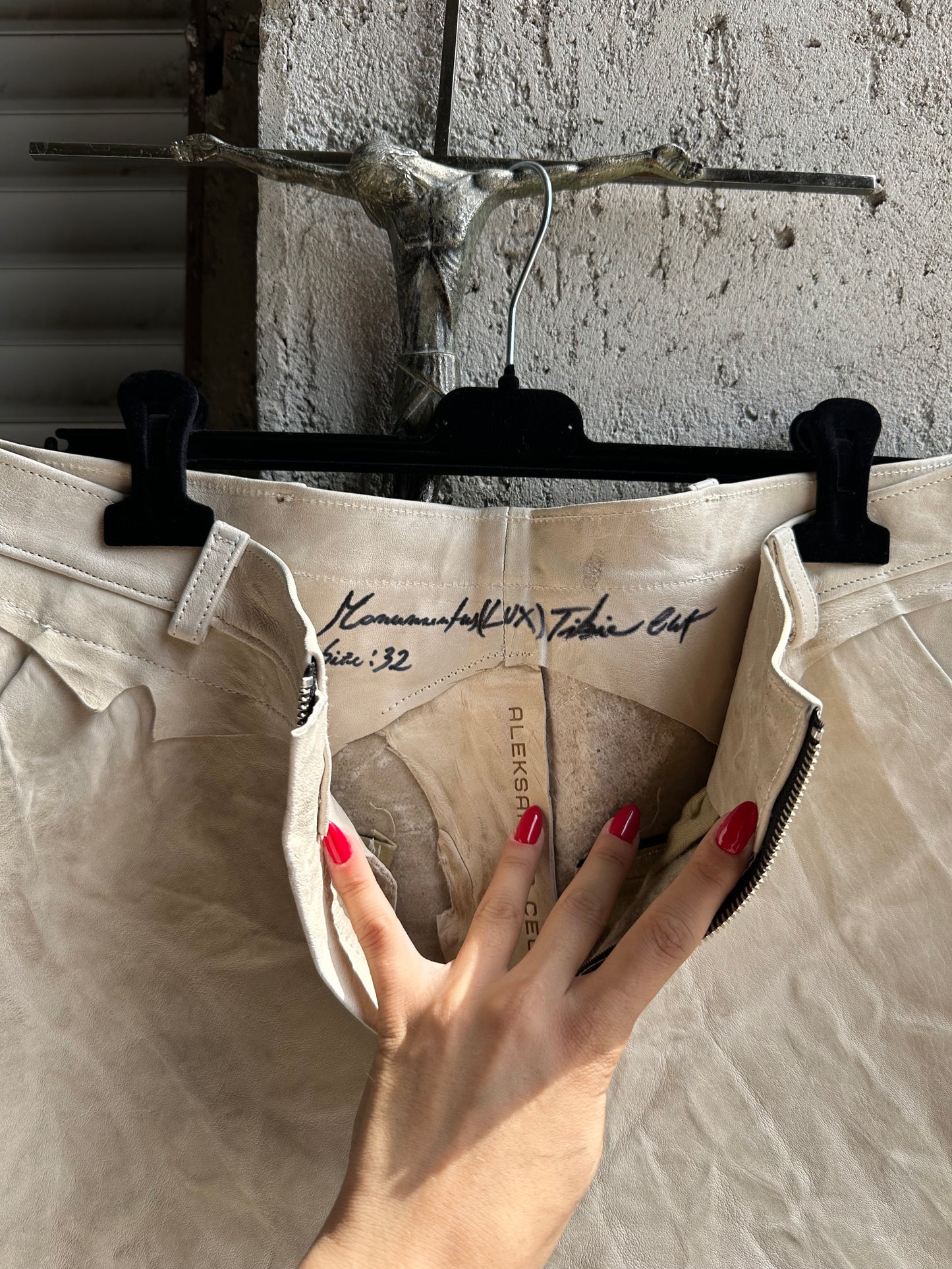 ALEKSANDER CECCO MONUMENTUS LUX TIBIA CUT PANTS