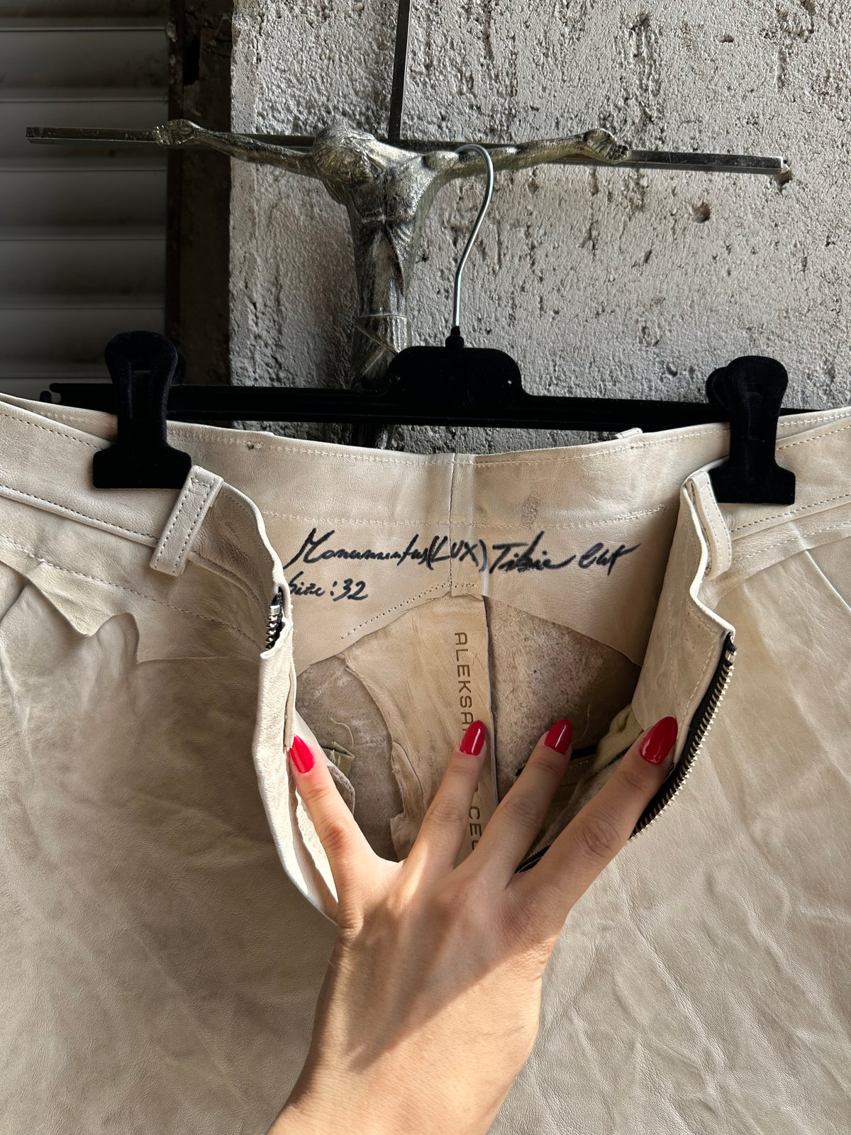 ALEKSANDER CECCO MONUMENTUS LUX TIBIA CUT PANTS