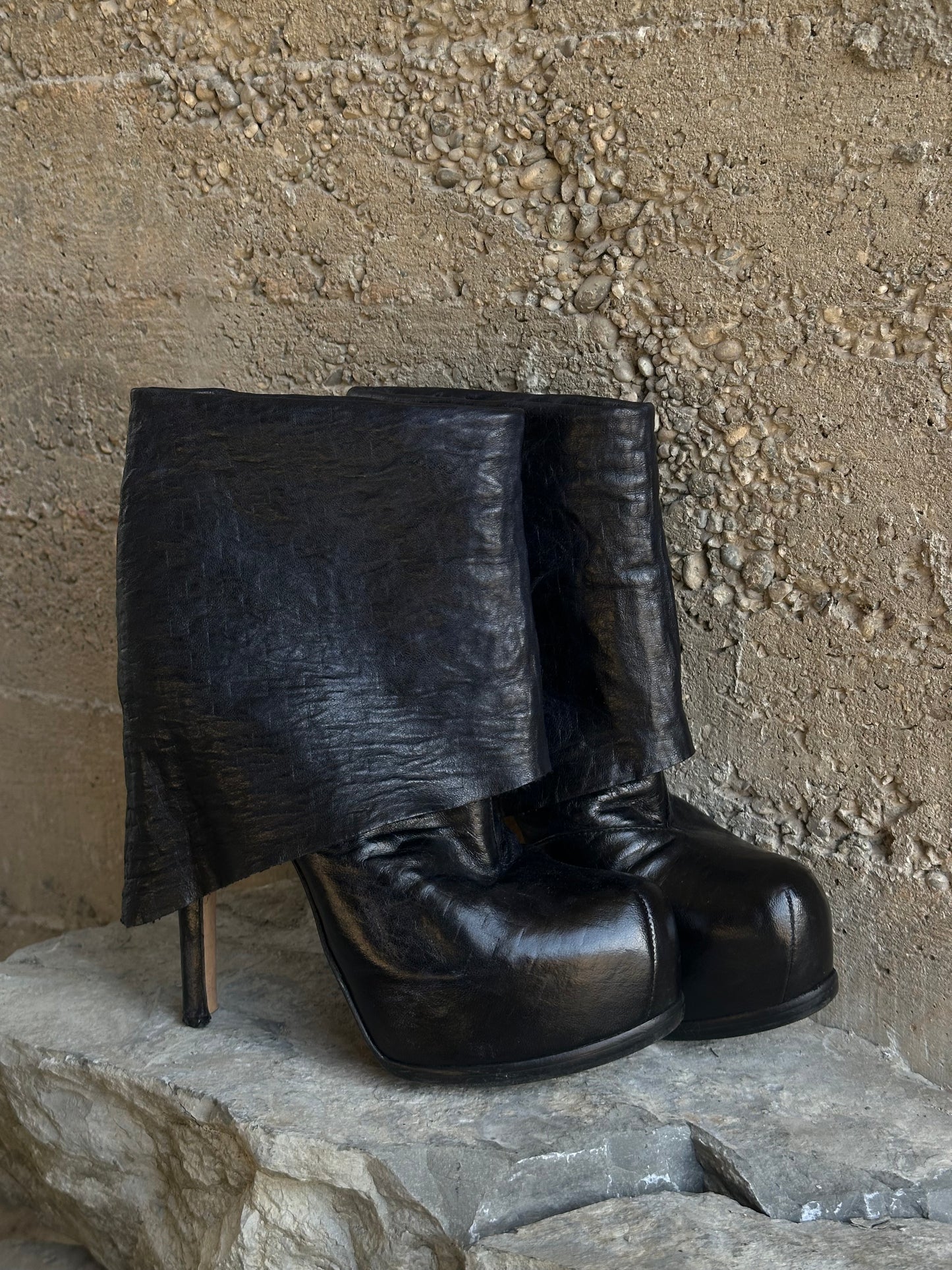 WARMERS PLATFORM LEATHER BOOTS