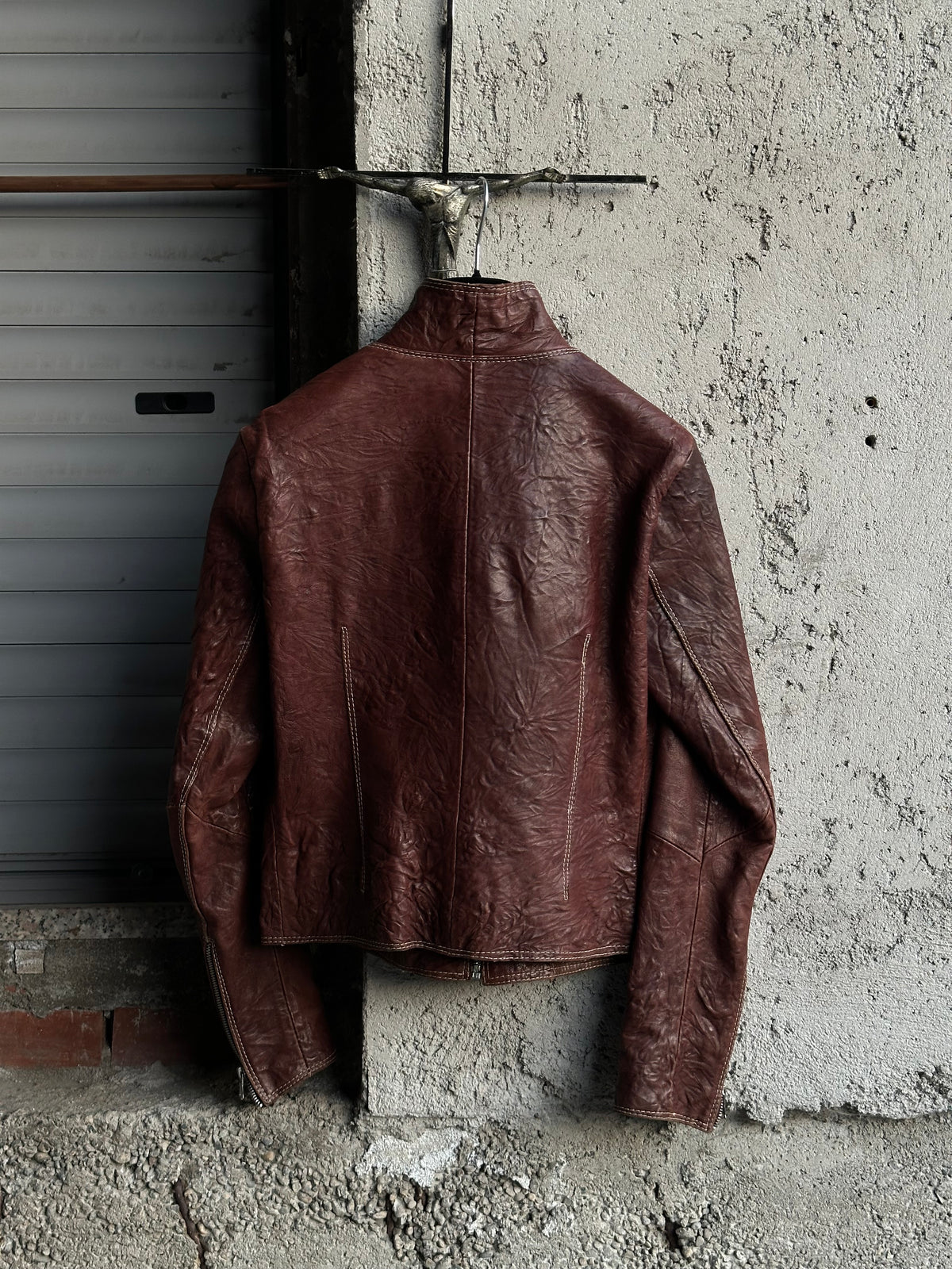 BROWN LEATHER JACKET