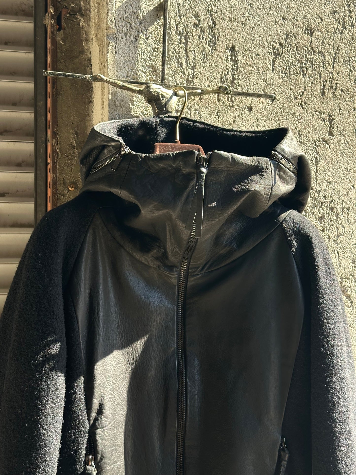 GIORGIO ARMANI LEATHER AND WOOL HOODED JACKET