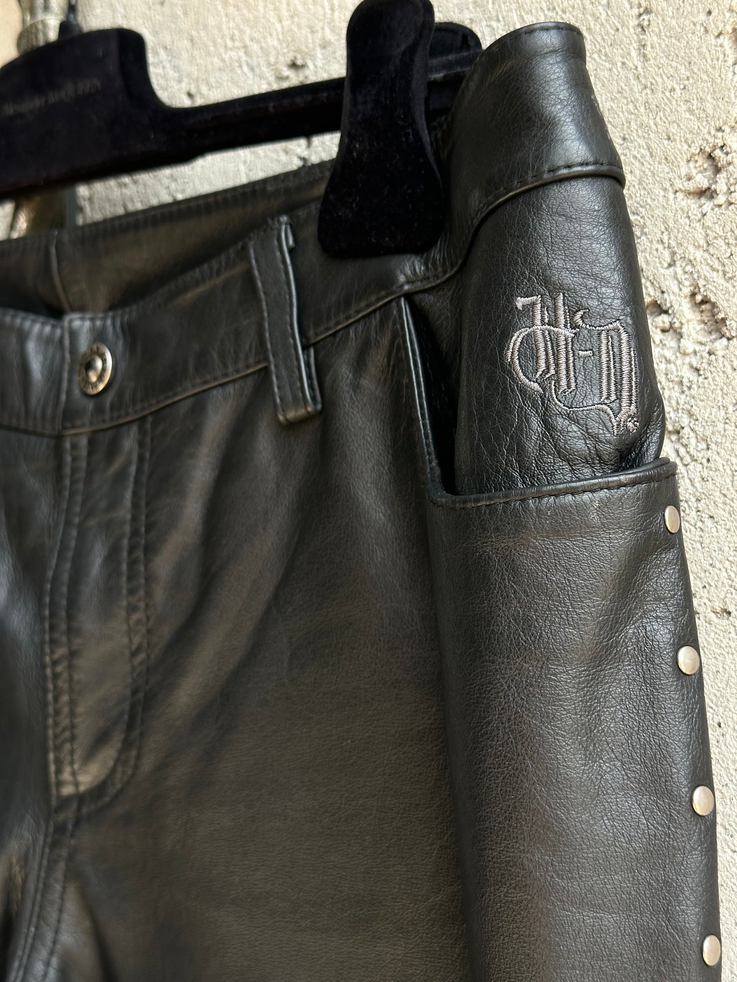 HARLEY DAVIDSON STUDDED LEATHER MOTOR PANTS