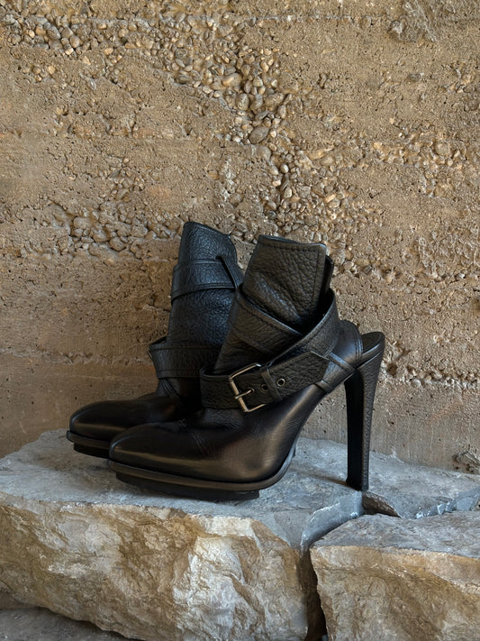 ALEXANDER MCQUEEN FOLDED RUNWAY HEELS