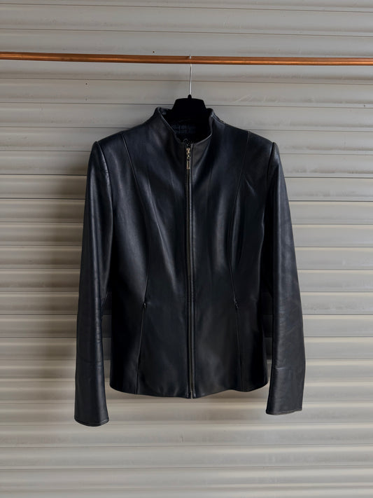 STRUCTURED ZIPPED JACKET