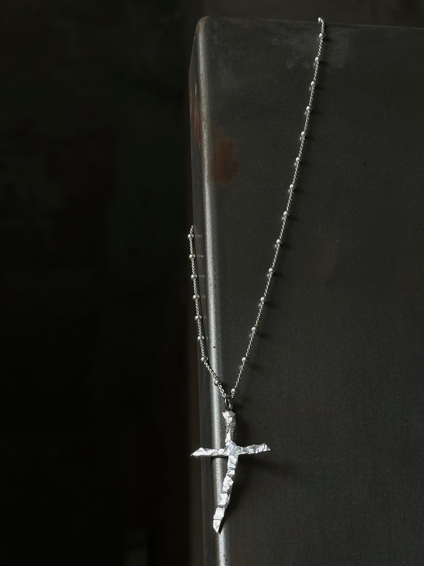 HAILV BRUTAL CROSS NECKLACE WITH A SOFTER CHAIN IN SILVER
