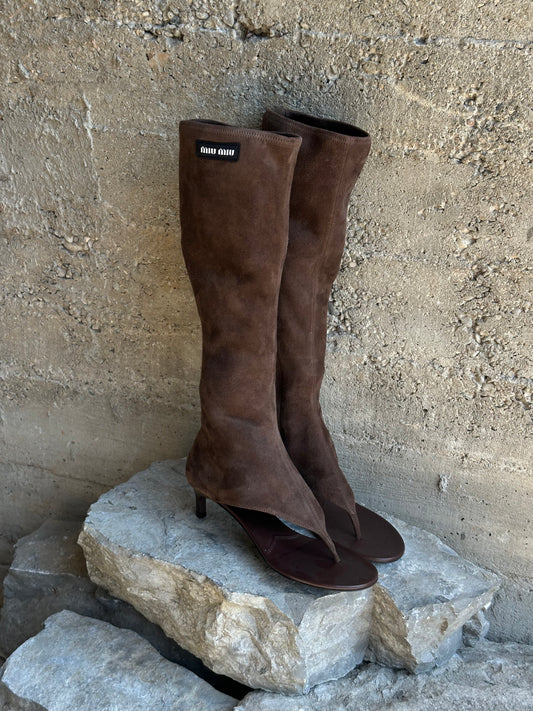 MIU MIU BROWN SUEDE THONG BOOTS