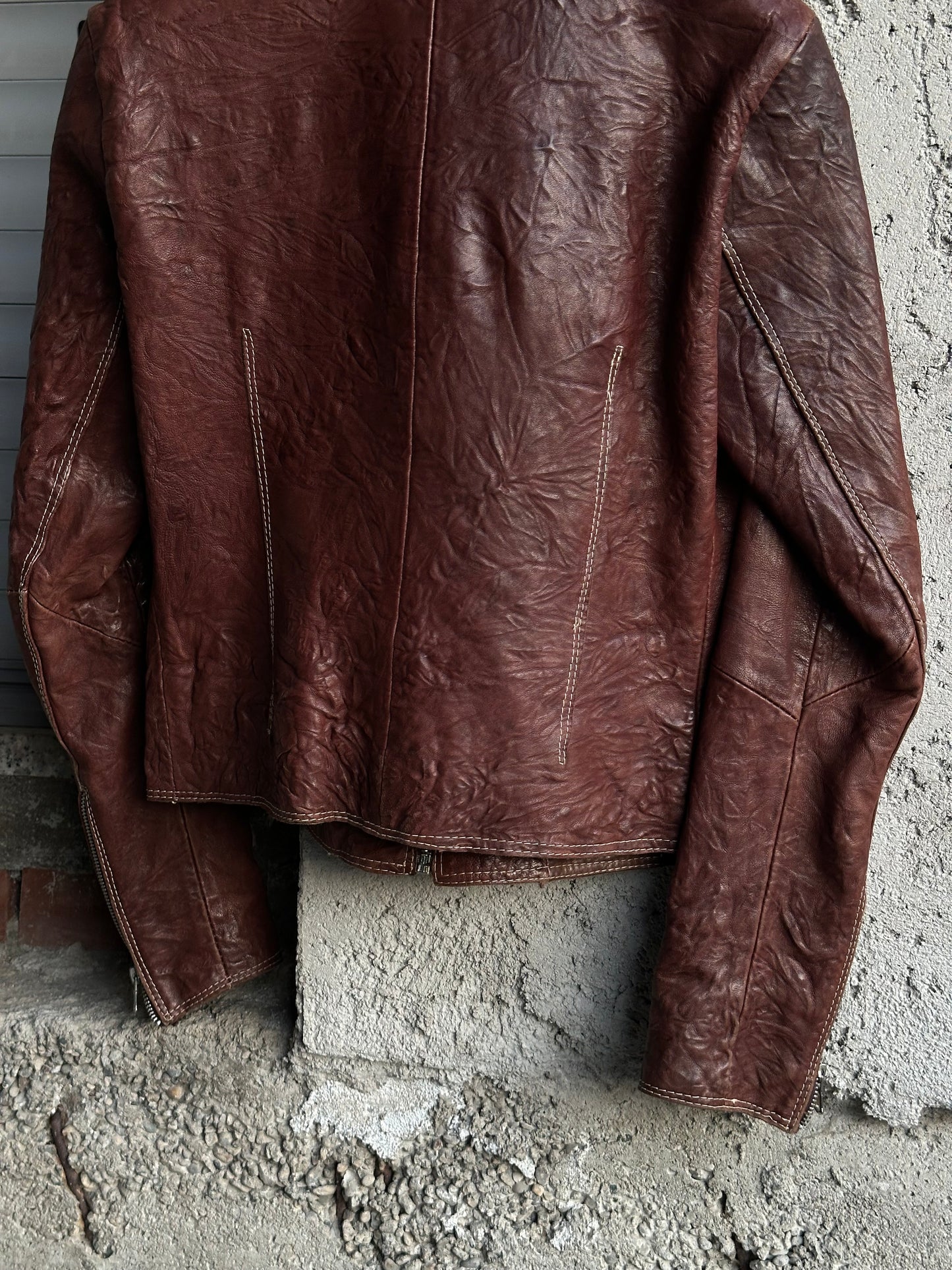 BROWN LEATHER JACKET