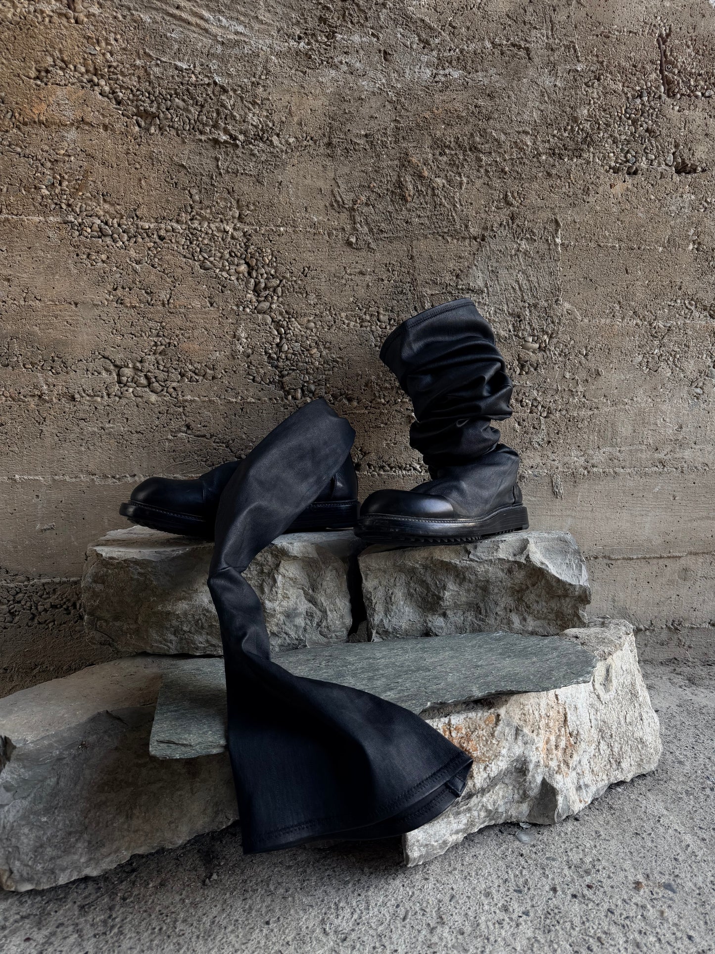 RICK OWENS LEATHER SLOUCHY BOOTS