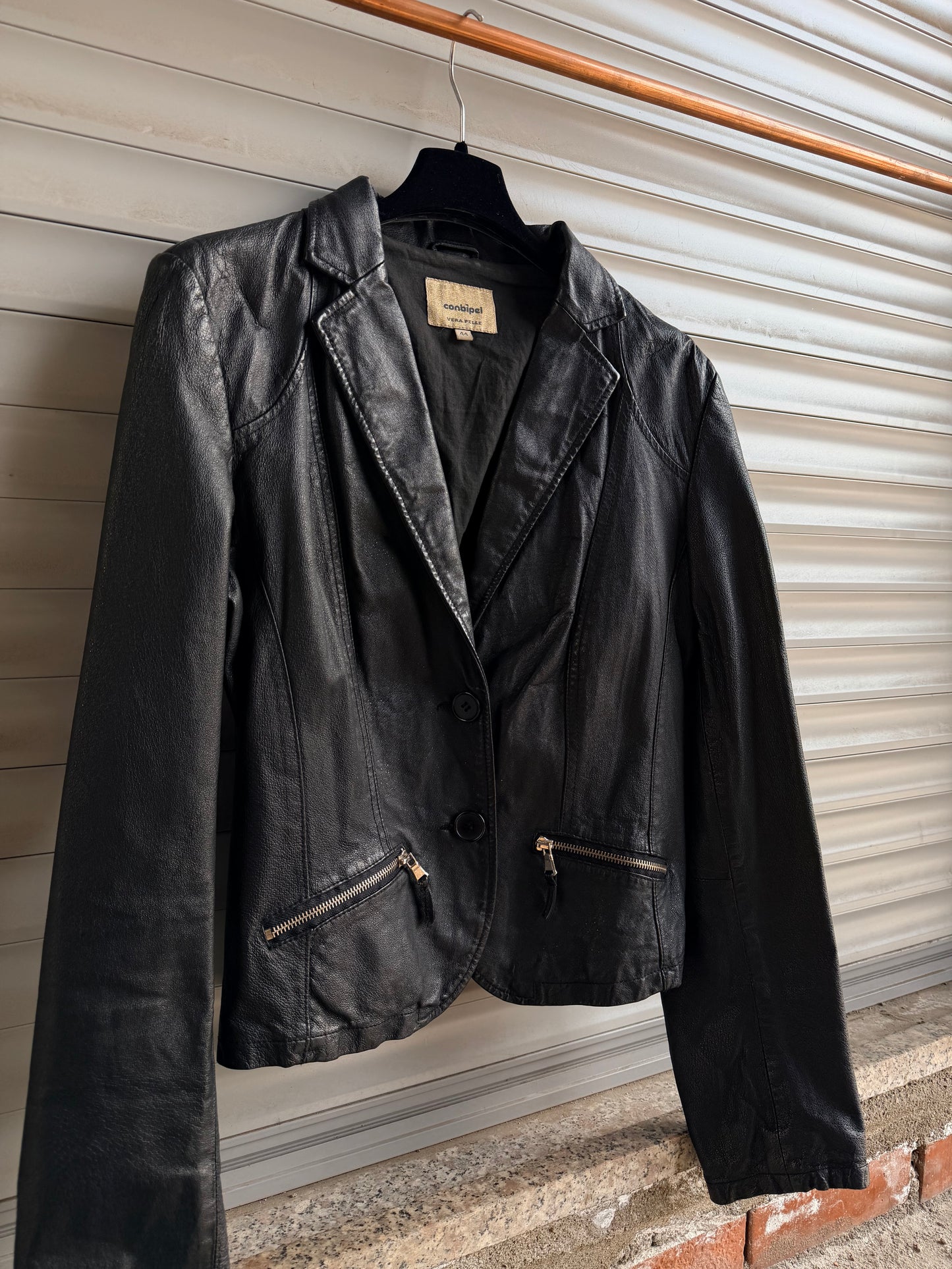 WASHED LEATHER BLAZER