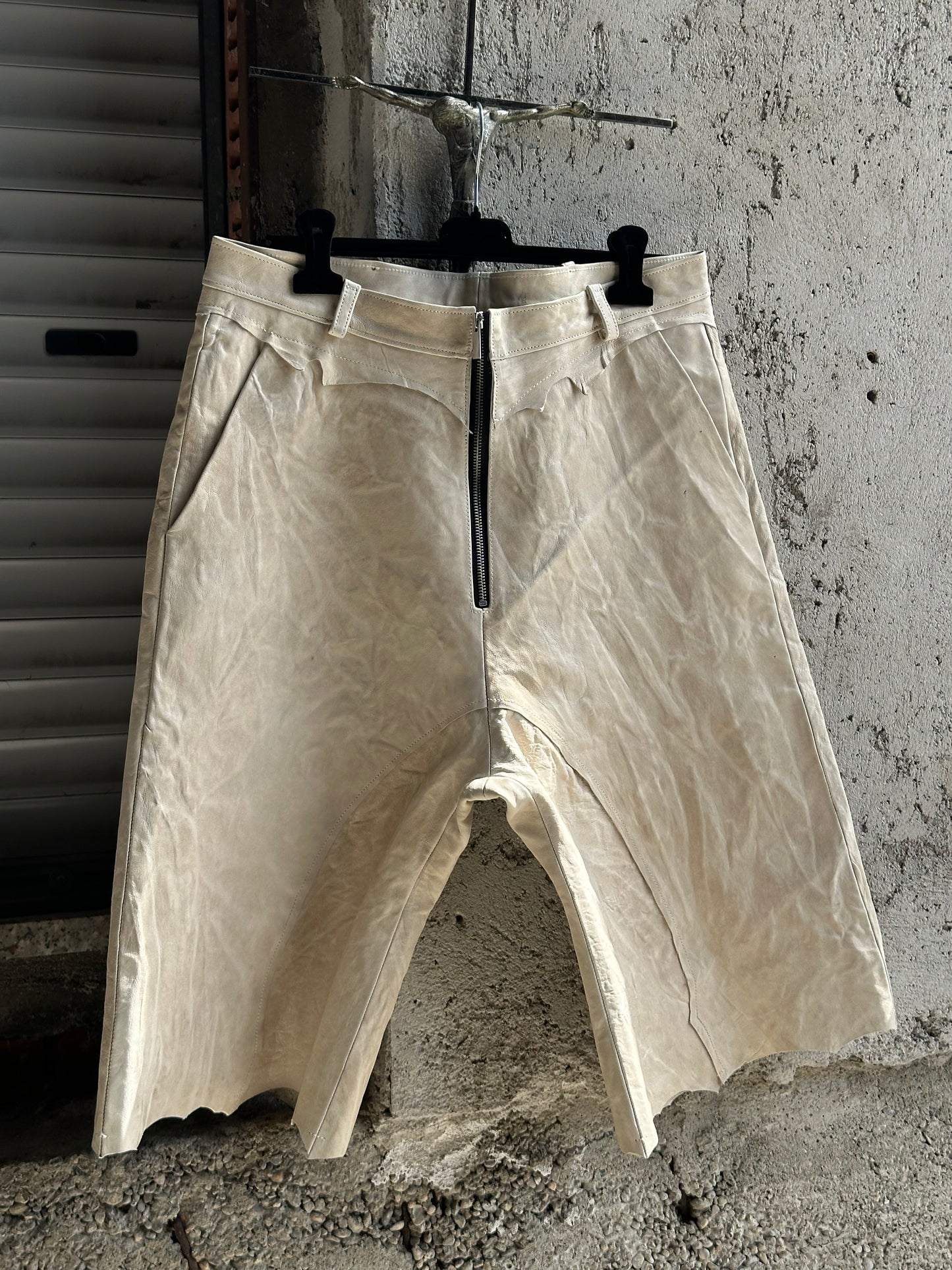ALEKSANDER CECCO MONUMENTUS LUX TIBIA CUT PANTS