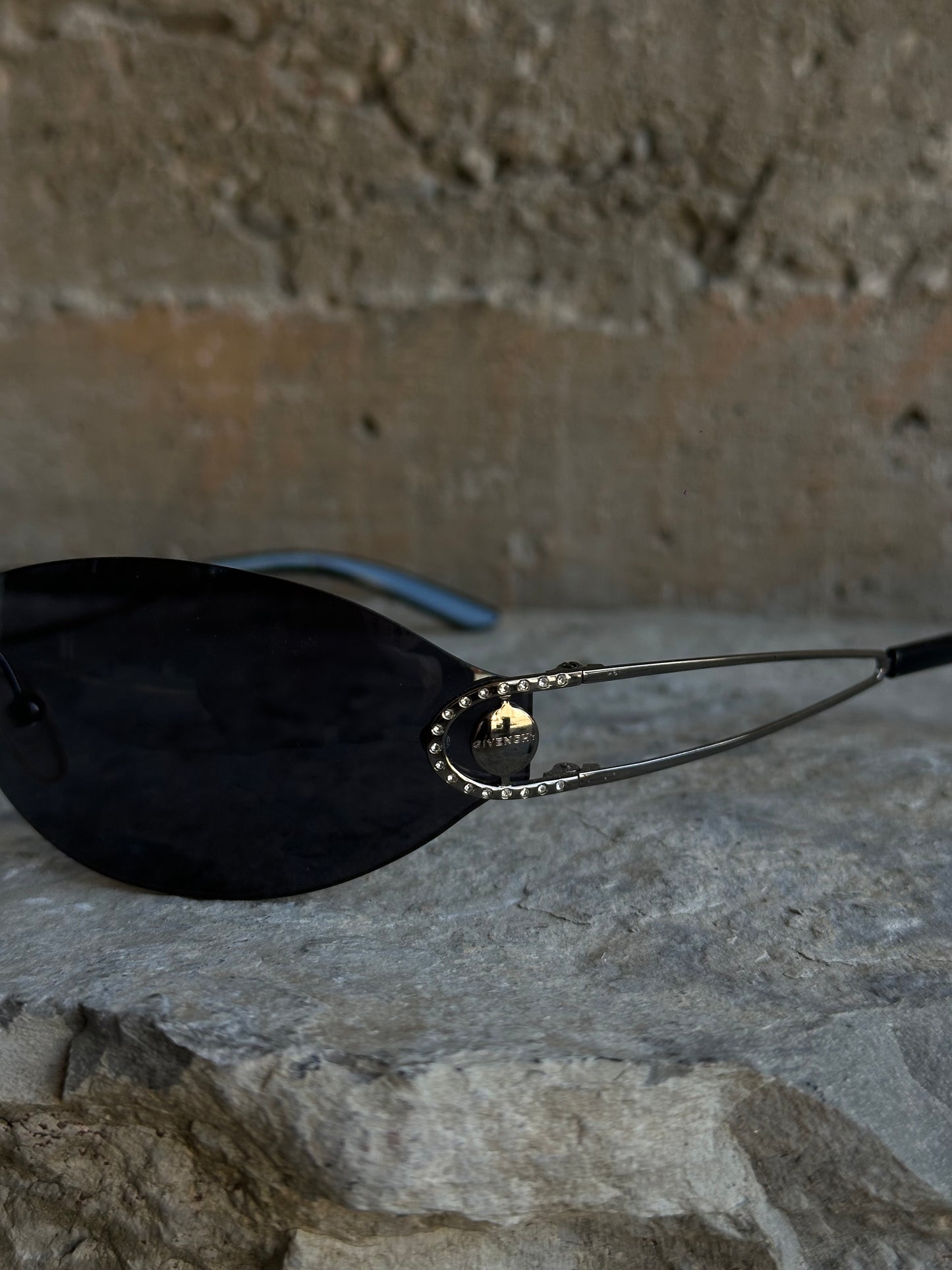 GIVENCHY BLACK RHINESTONES SUNGLASSES