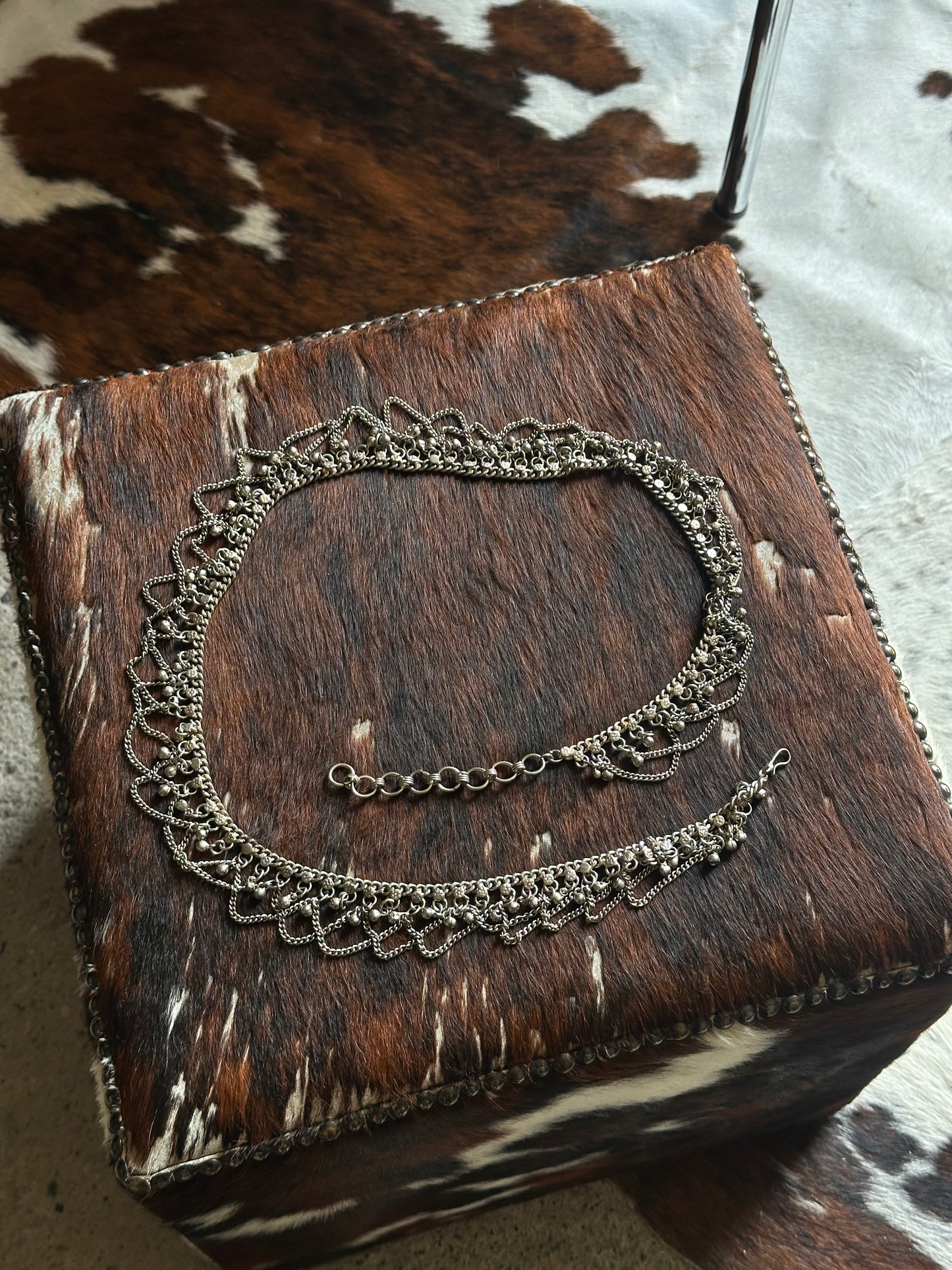 SILVER BELT OR NECKLACE