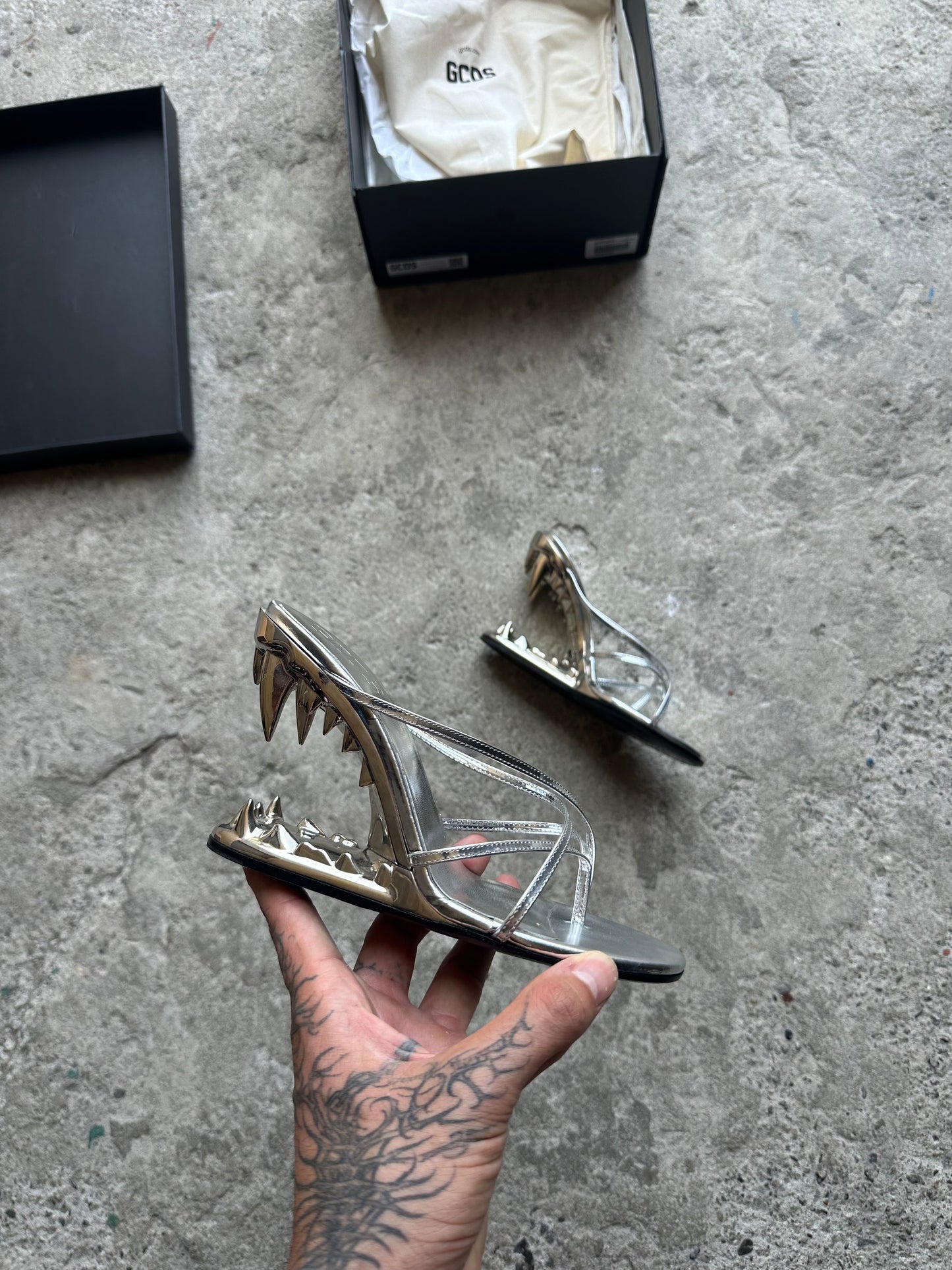 GCDS SHARK HEELS