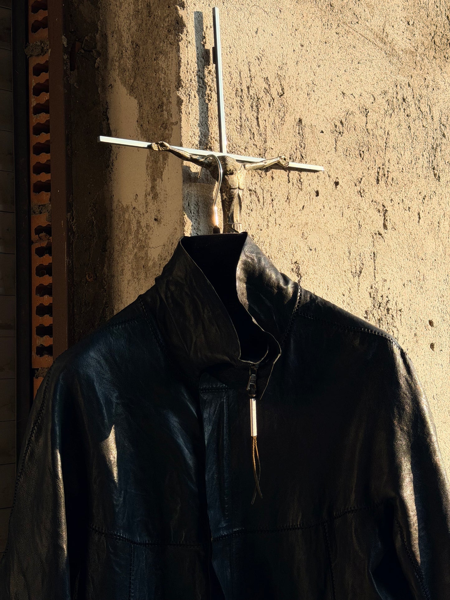 ISAAC SELLAM BACK SPINE JACKET
